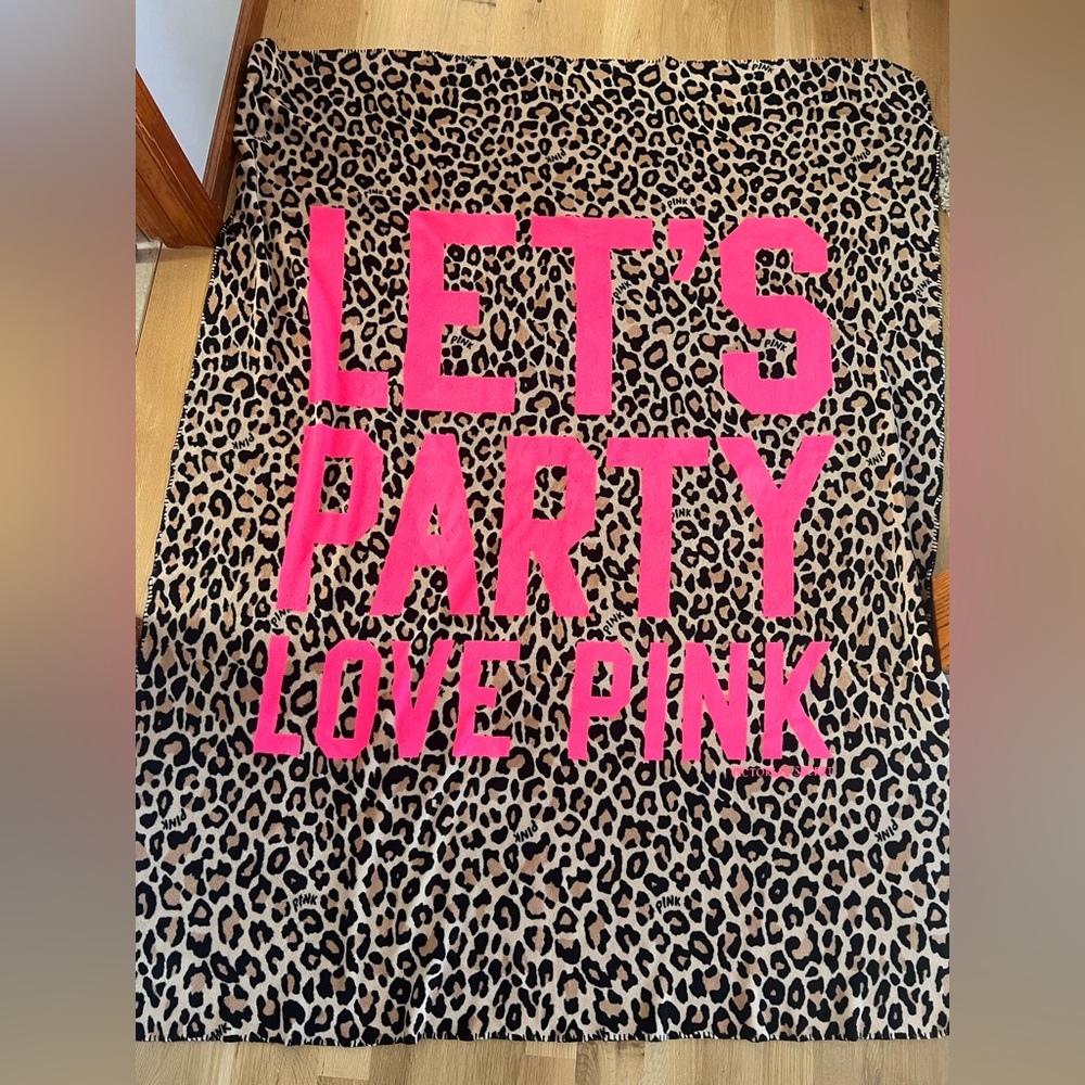 Vintage Victoria’s Secret Pink Stadium Blanket.